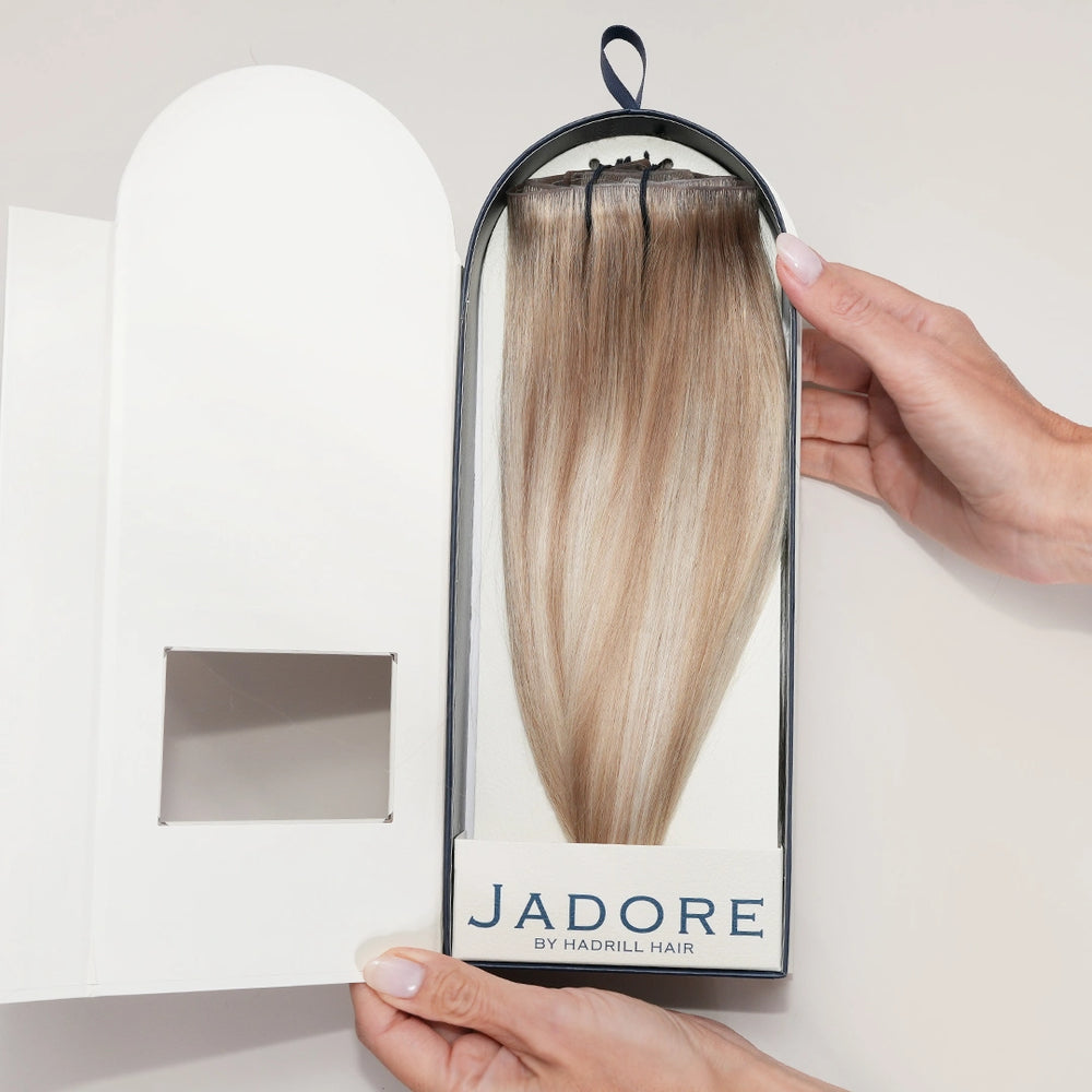 8 Piece Seamless Clip In Box Set 22